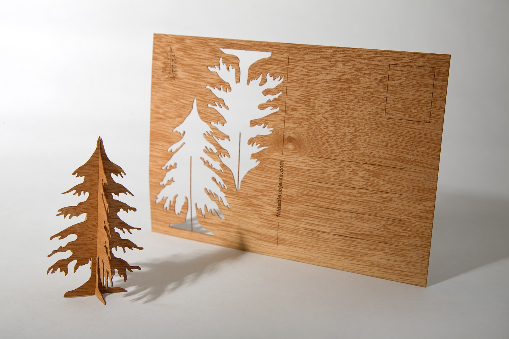 Kit en bois carte postale 3D - LOVI - Etoile de Noël - Au son des grillons